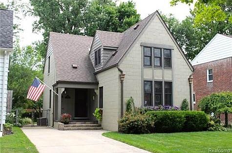 704 Oakridge Ave