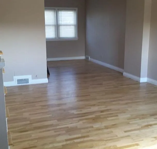 Hillcrest Apartments — Photo 15