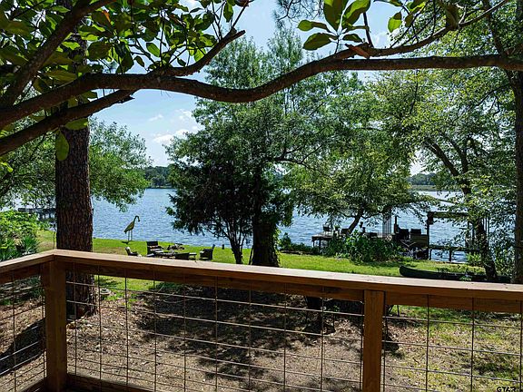 2nd image of 118 Piney Point