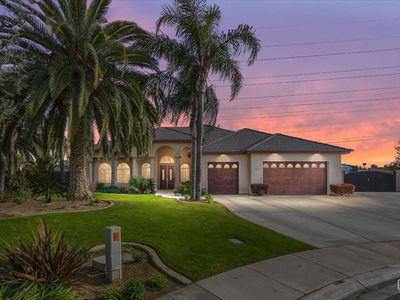 3002 Redwood Forest Way, Bakersfield, CA, 93314