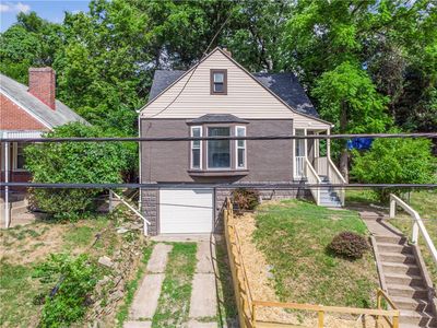 2149 Village Dr, Pittsburgh, PA, 15221