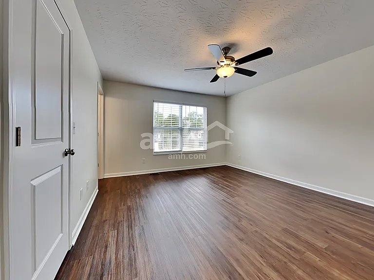 3260 Blue Springs Dr — Photo 8