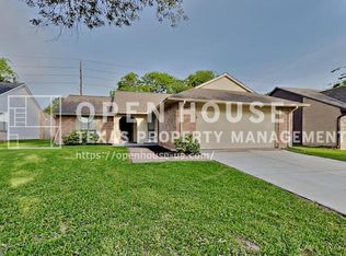 635 Stonewall Dr, Richmond, TX 77469