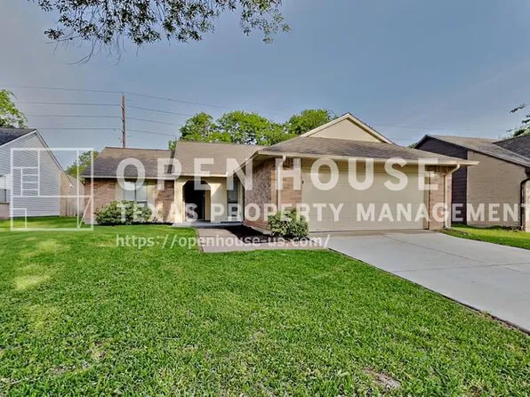 635 Stonewall Dr, Richmond, TX 77469