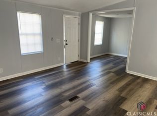 299 Swamp Guinea Rd, Colbert, GA 30628