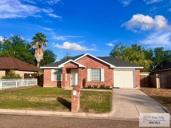 2nd image of 1429 Garza Rd