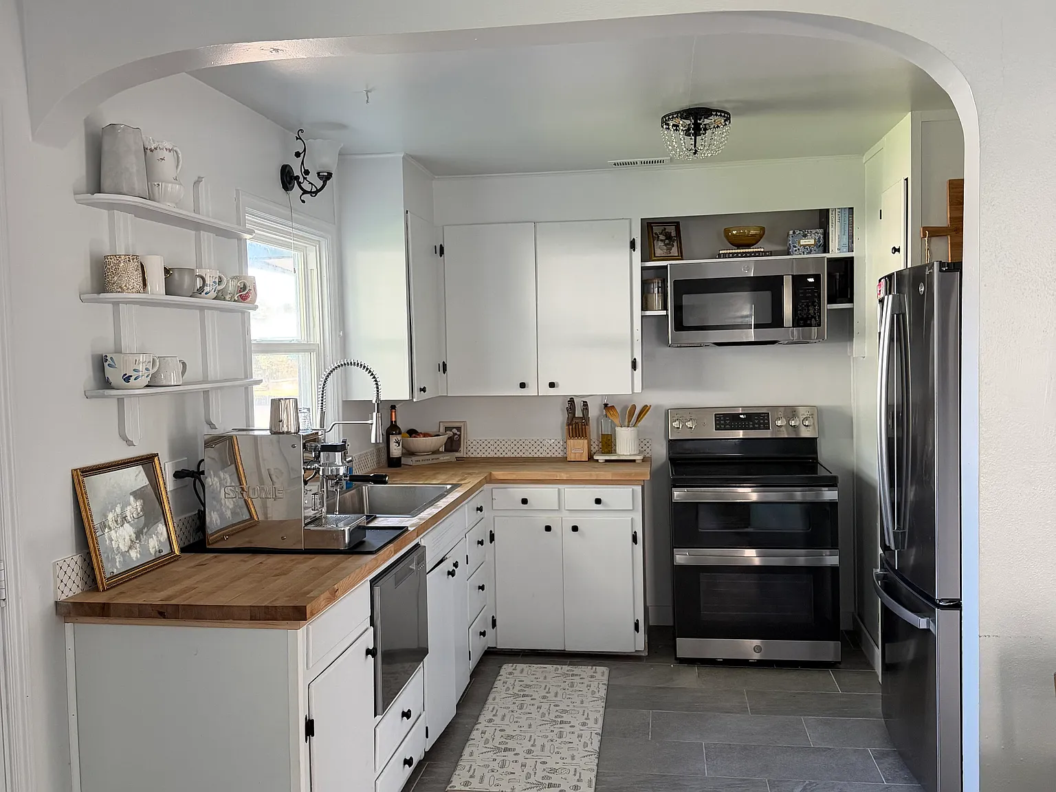2 bed, 754 sqft, $1,800 — Photo 4