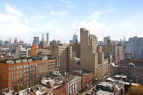 Sold by Corcoran | media 22