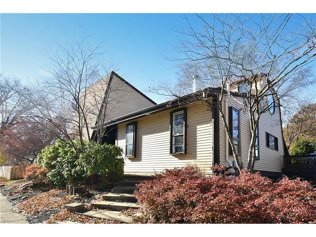 25803 Lake Rd photo 1
