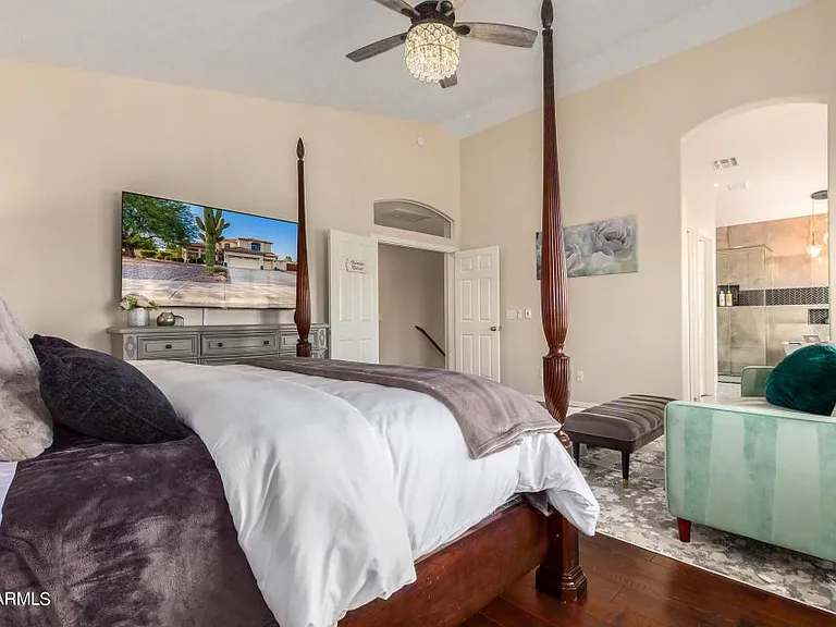 2130 E Finley St — Photo 2