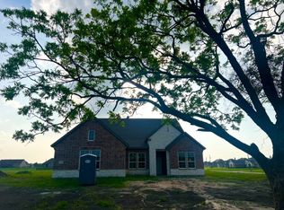1454 County Road 4910, Leonard, TX 75452