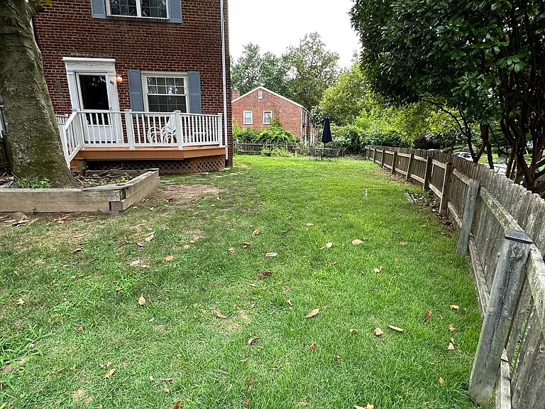 49 E Rosemont Ave — Photo 37