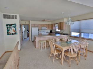 237 55th St #W, Sea Isle City, NJ 08243