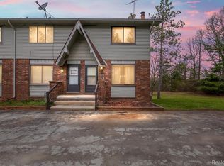 22649 Dixboro, Green Oak Twp, MI 48178 | Zillow