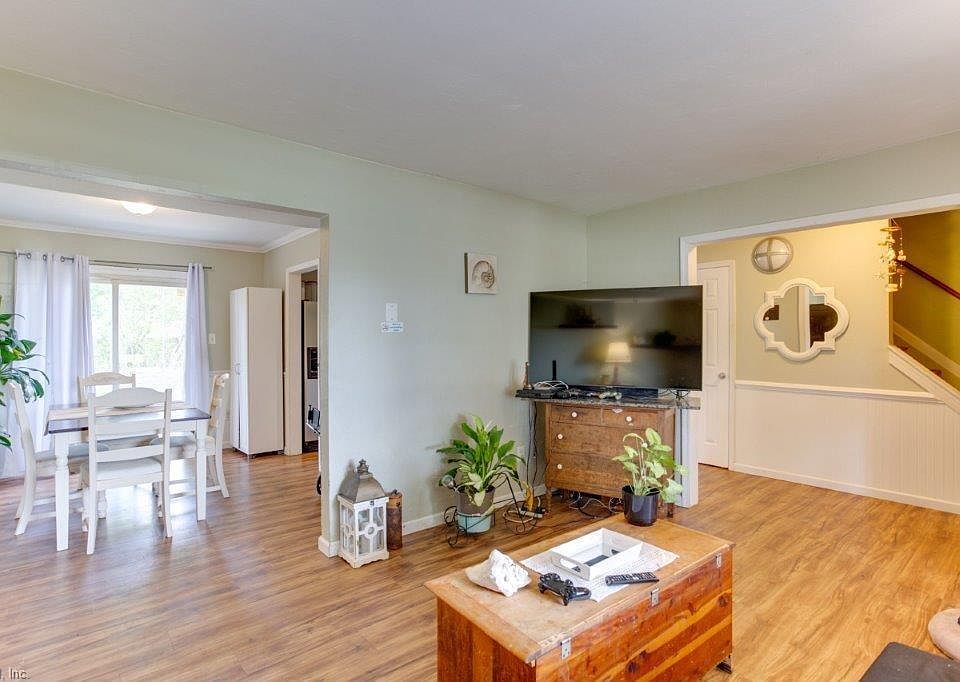 4052 W Colonial Pkwy, Virginia Beach, VA 23452 Zillow