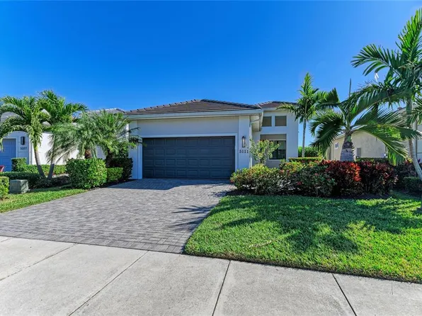 5111 Barnett Cir, Lakewood Ranch, FL 34211