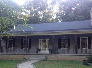 15 Powell Cemetery Rd, Glasgow, KY 42141