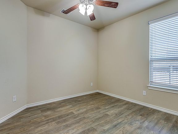 5th image of 709 Anson Ct