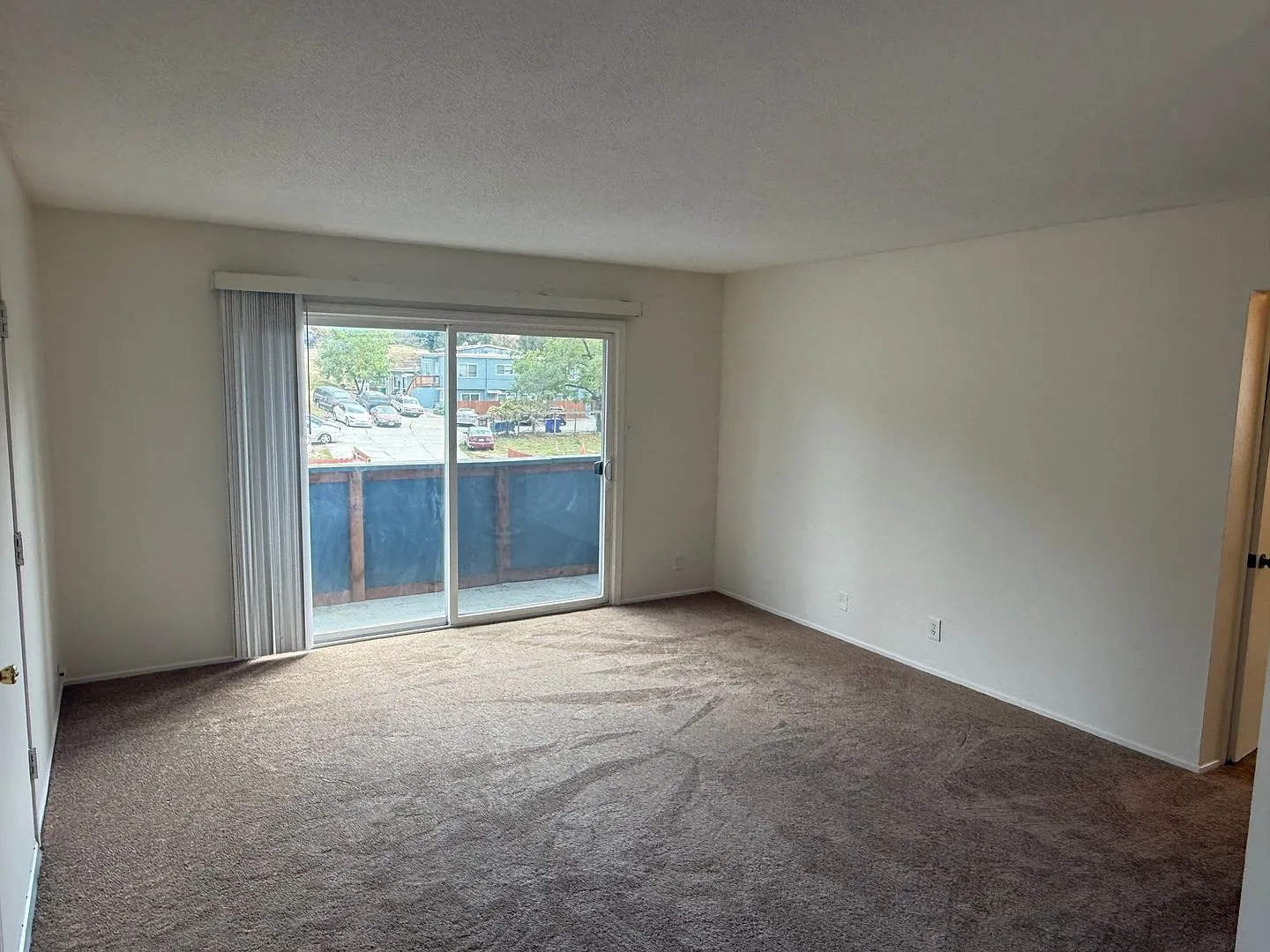 Appian Way, 4861 — Photo 2