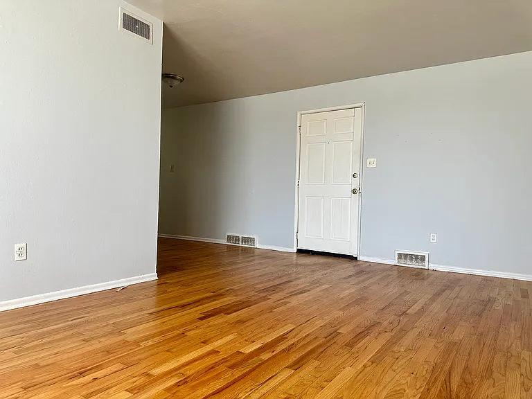 3805 Itaska St #3 — Photo 4