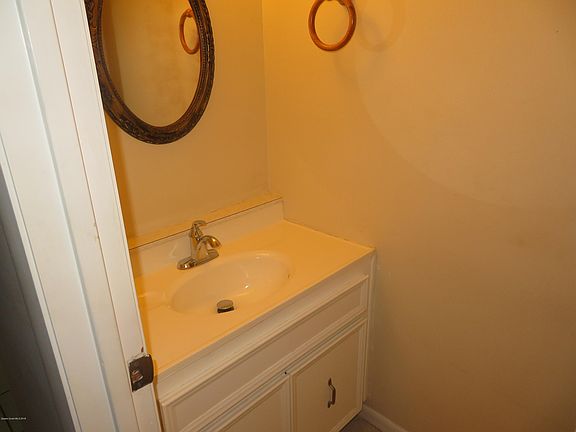 4th image of 1169 Saint Andrews Dr