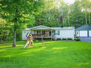 10421 2nd Rd, Carthage, NY 13619