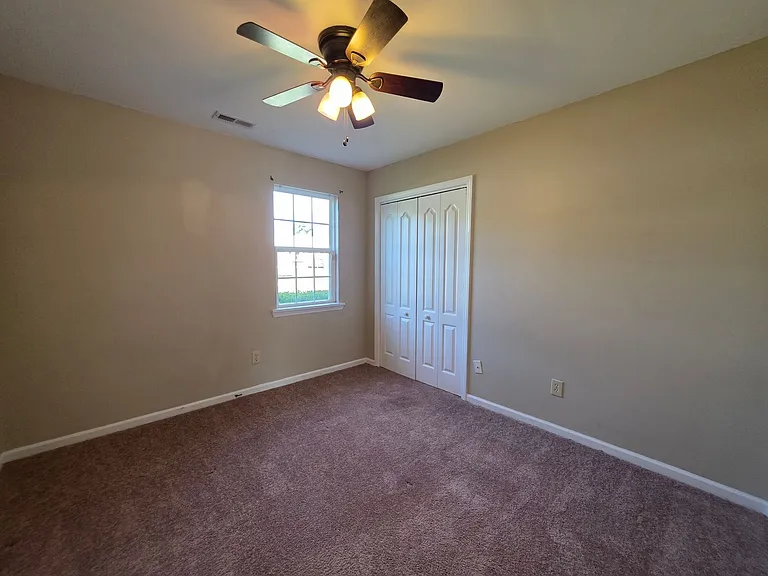 206 S Ginger Dr — Photo 6