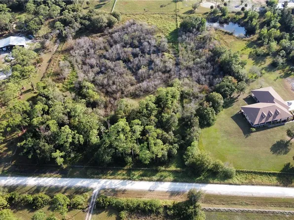 9750 Quail Hollow Rd, North Fort Myers, FL 33917