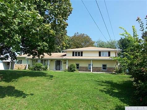 1st image of 204 Joslen Blvd