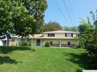 204 Joslen Blvd, Hudson, NY 12534