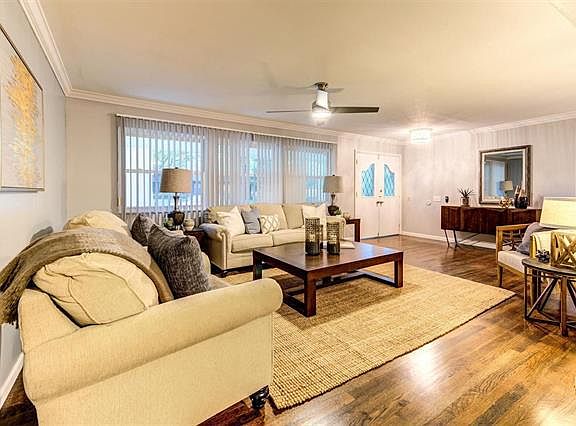 4th image of 715 Bergerac Dr