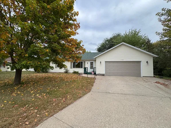 1158 Valley View Rd, Lake City, MN 55041
