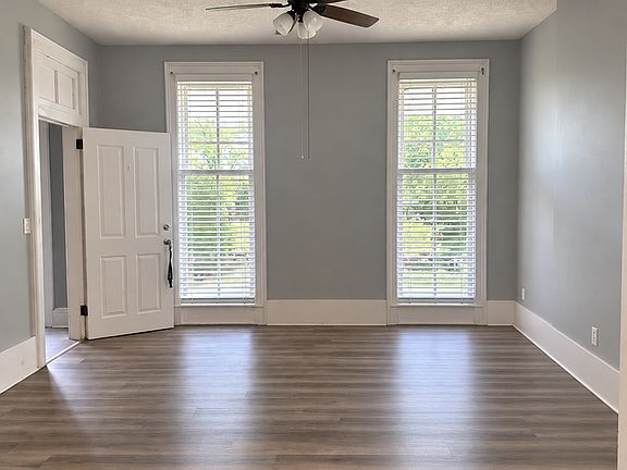 3rd image of 519 S 8th St APT 1