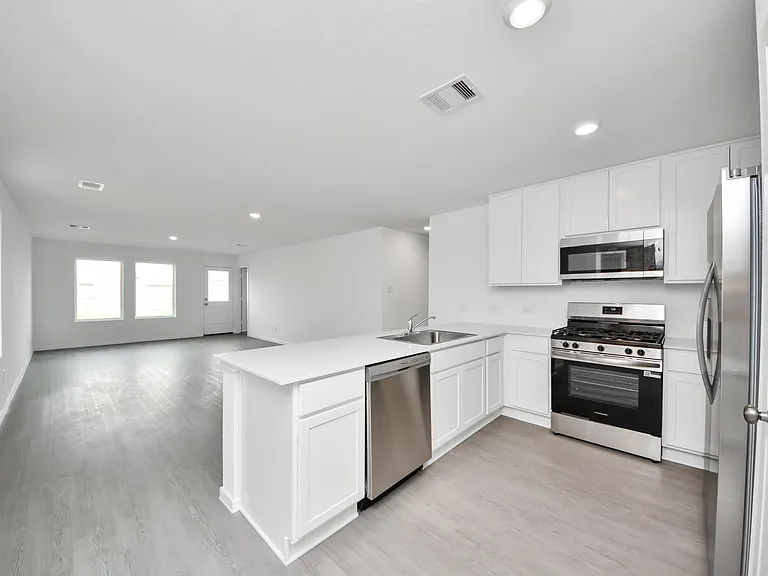 16831 Spotted Oak Dr — Photo 13