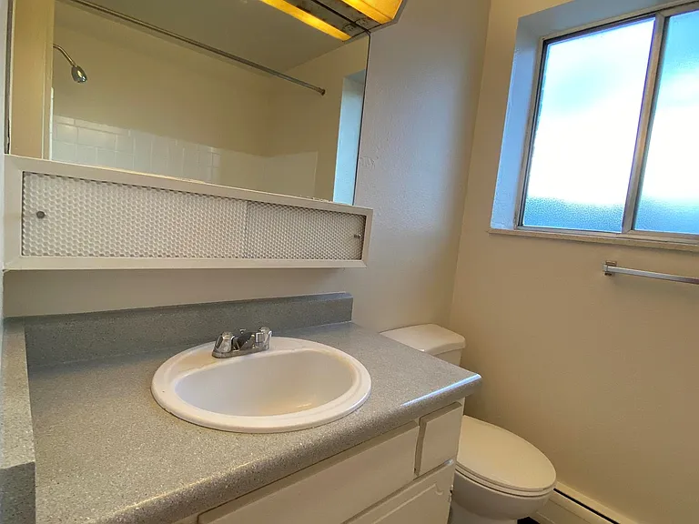 Garden Center Apt. 66 — Photo 17