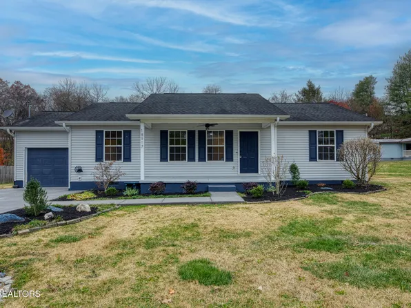 18917 Martel Rd, Lenoir City, TN 37772