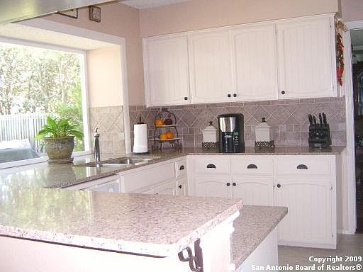 4th image of 2122 N OAK PEAK