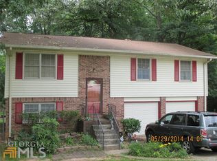 45 Victoria Dr, Ellenwood, GA 30294