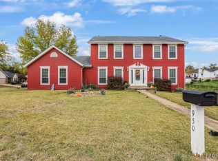 950 Haversham Dr, Saint Charles, MO 63304