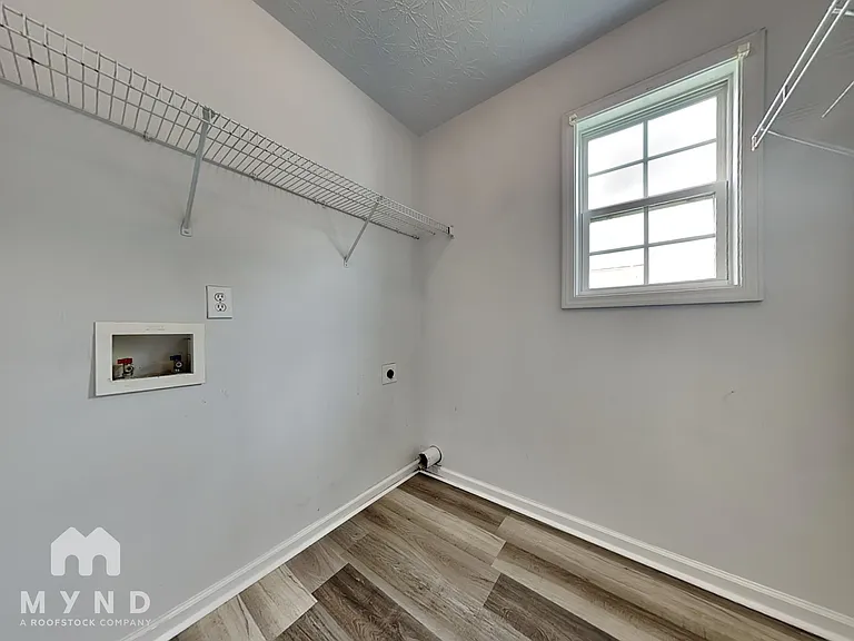 280 Shadowbrooke Dr — Photo 22