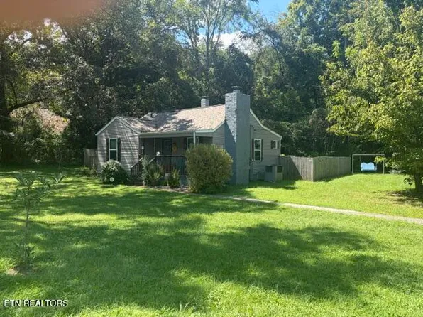 2323 Brown Rd, Knoxville, TN 37920