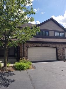 1819 Golf View Dr, Bartlett, IL, 60103