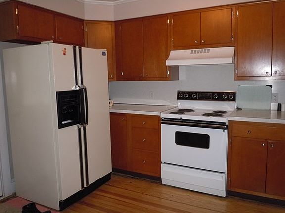 3rd image of 76 Central Ave