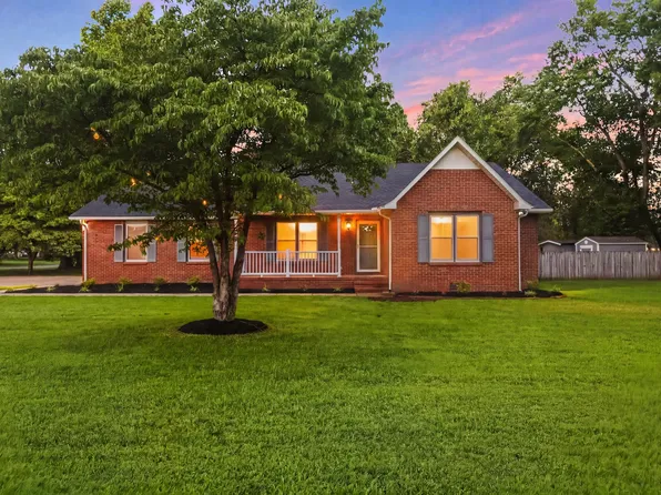 401 Ridgetop Dr, Smyrna, TN 37167