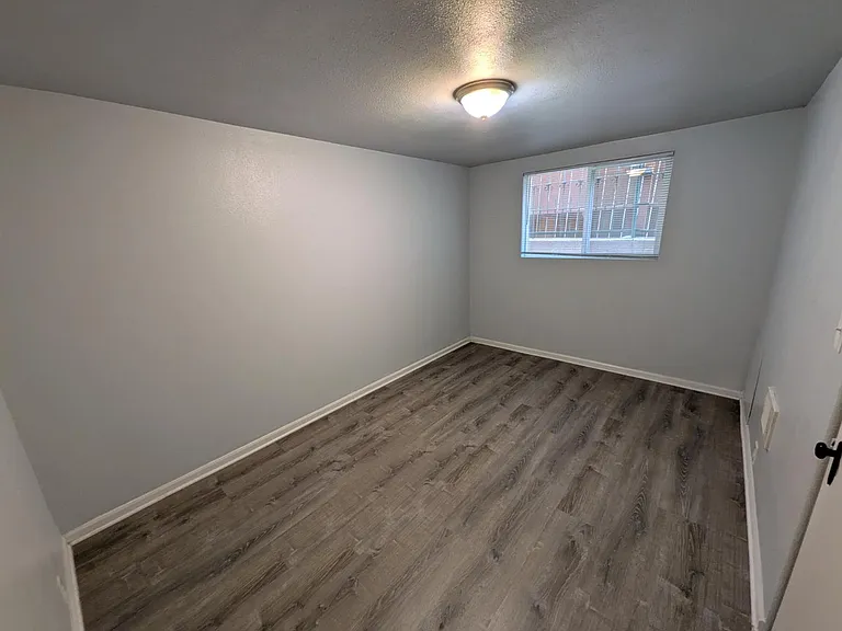 Unit Photo