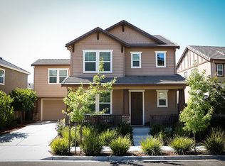 1915 Woodsage Way, Santa Rosa, CA 95404