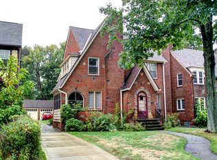 3632 Harvey Rd, Cleveland Heights, OH 44118
