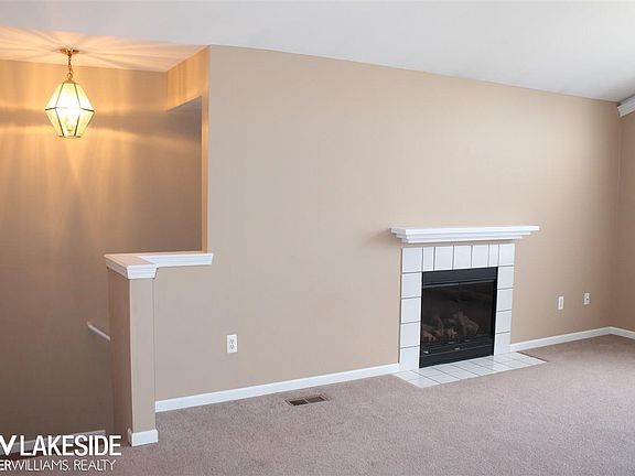 4th image of 15211 Cornell Dr