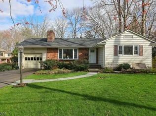 1461 Force Dr, Mountainside, NJ 07092