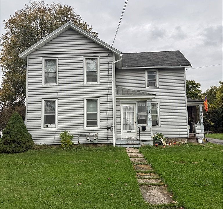 1st image of 132 N Lewis St